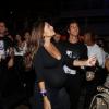 Grávida de sete meses, Juliana Paes dança ao som de Ivete Sangalo no Rio