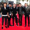 Integrantes do One Direction falaram pela primeira vez em entrevista ao 'The Sun' sobre a saída do vocalista Zayn Malik: 'Ficamos arrasados'