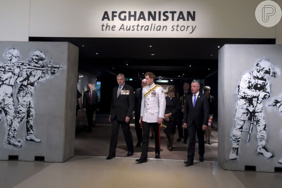 De acordo com a imprensa local, o filho caçula da Lady Di visitou o Memorial de Guerra Australiano, em Canberra