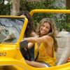 Na primeira fase de 'Flor do Caribe', Ester (Grazi Massafera) trabalhava como bugueira e promovia passeios turísticos em Vila dos Ventos