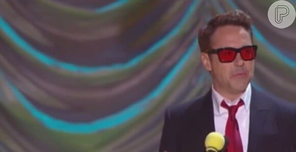 Robert Downey Jr. ganha prêmio pela carreira, no MTV Movie Awards 2015