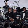 Paul McCartney se apresenta com Ringo Starr no Rock And Roll Hall of Fame