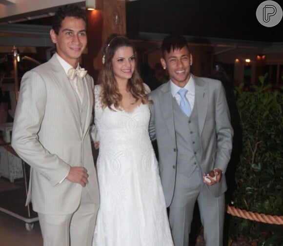 Neymar, um dos melhores amigos de Ganso, foi padrinho de casamento do jogador do São Paulo, neste sábado, 25 de maio de 2013