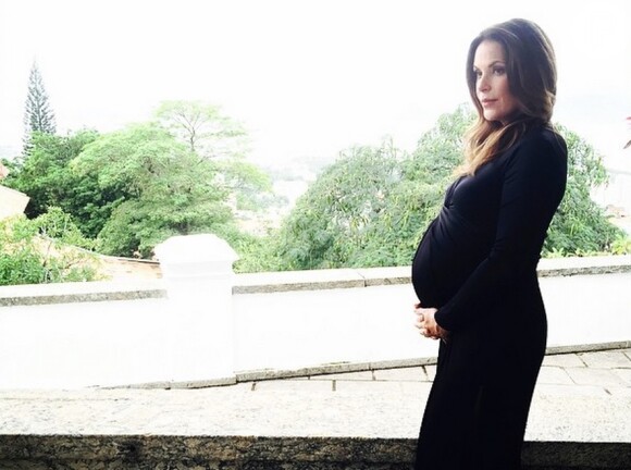Carolina Ferraz dá à luz Isabel, sua segunda filha: 'Dia das Mães especial'