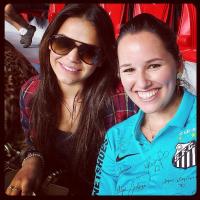Bruna Marquezine fica em Brasília para ver despedida de Neymar do Santos