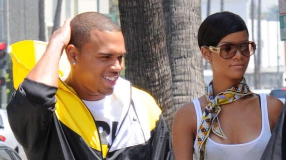 Rihanna manda recado para os fãs que são contra a reconciliação com Chris Brown