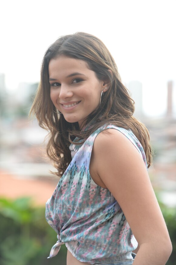Bruna Marquezine será Marizete, a protagonista da nova novela das sete, 'I Love Paraisópolis', que estreia nesta segunda-feira, dia 11 de maio.