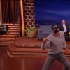 Jean-Claude Van Damme roubou a cena do programa 'Conan' ao reproduzir dança sexy do filme 'Kickboxer: O Desafio do Dragão'