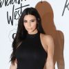 Kim Kardashian também elogiou o ex-padrasto por posar como mulher em capa de revista: 'Linda. Seja feliz'