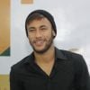 Rico, jovem e solteiro, Neymar comprou dois apartamentos no Balneário Camboriú por R$ 8 milhões de reais. Os imóveis ficam no condomínio Yacht House e são desenhados pelo escritório Pininfarina, da Ferrari e Maserati. O jogador tem patrimônio avaliado em R$ 460 milhões