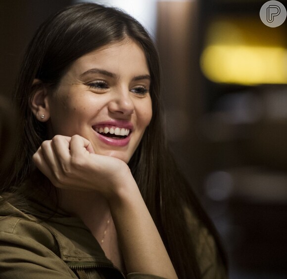 Angel (Camila Queiroz) ainda vai ter muitas surpresas em 'Verdades Secretas'