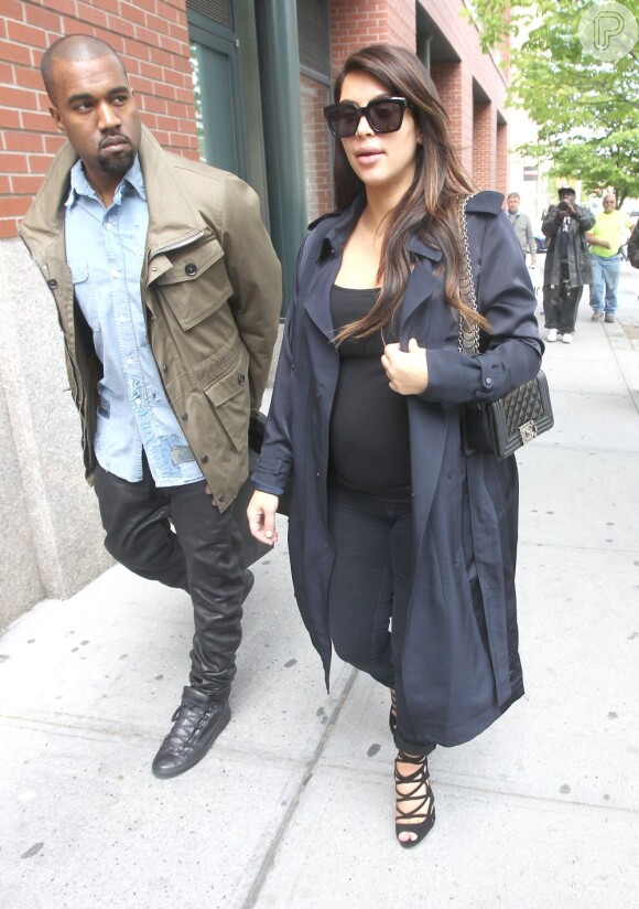 Kim Kardashian começou a sentir contrações na sexta-feira, dia 14 de junho de 2013