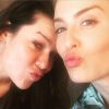 Angélica postou no Instagram uma seflie que tirou no encontro com Fernanda Souza: 'Toda linda'