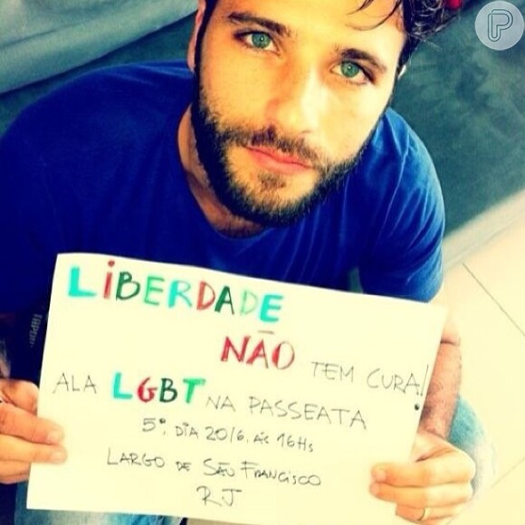 Bruno Gagliasso também compartilha o cartaz contra a 'cura gay'