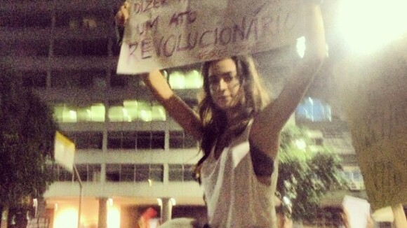 Thaila Ayala fala sobre experiência em protesto no Rio: 'Achei que fosse morrer'