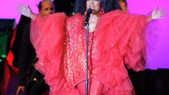 Diana Ross reúne famosos em show de abertura da turnê brasileira, em São Paulo