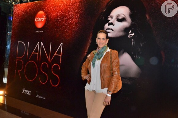 Virna não deixou de prestigar a diva Diana Ross