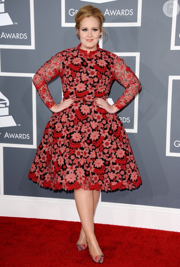 Adele é a artista britânica mais rica abaixo dos 30 anos, com 25
