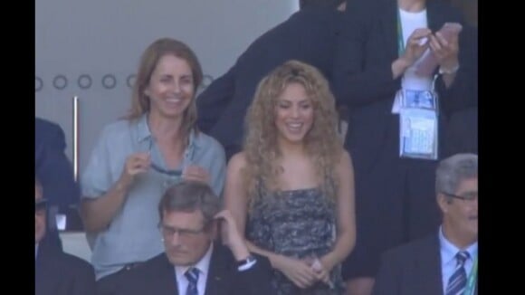 Shakira vai ao estádio e comemora vitória da Espanha na Copa das Confederações