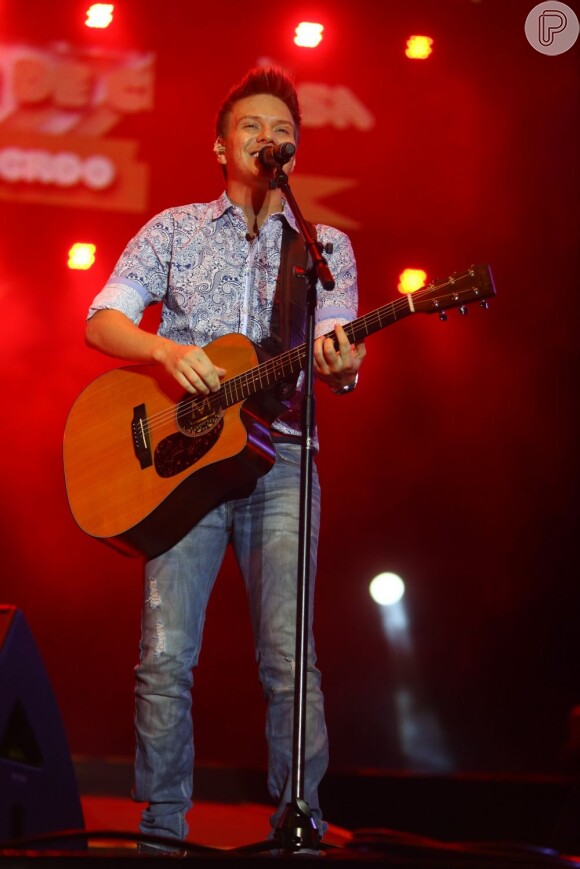 Michel Teló ganhou o Billboard Music Awards 2013, em maio. A canção venceu o prêmio na categoria música latina