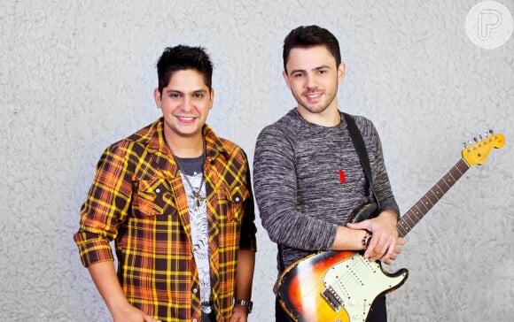 Jorge & Mateus lideram o ranking dos sertanejos com maior cachê no Brasil. Músicos recebem R$ 500 mil por show, de acordo com a coluna 'Retratos da Vida', do jornal 'Extra', desta sexta-feira, 7 de agosto de 2015