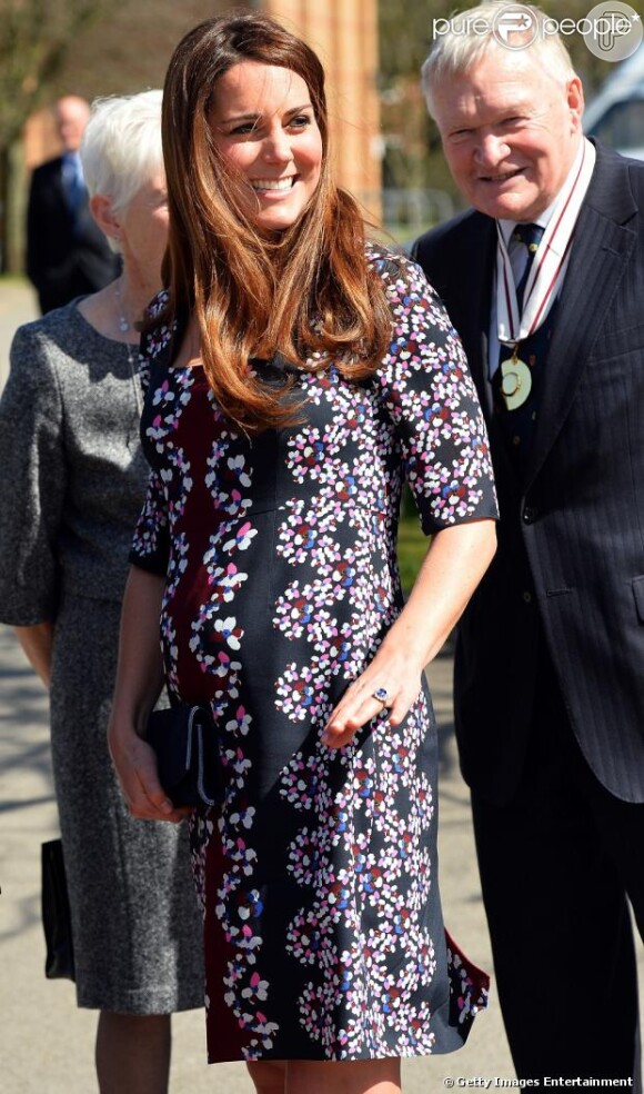 Príncipe William já está com um helicóptero a sua disposição para embarcar quando Kate Middleton entrar em trabalho de parto