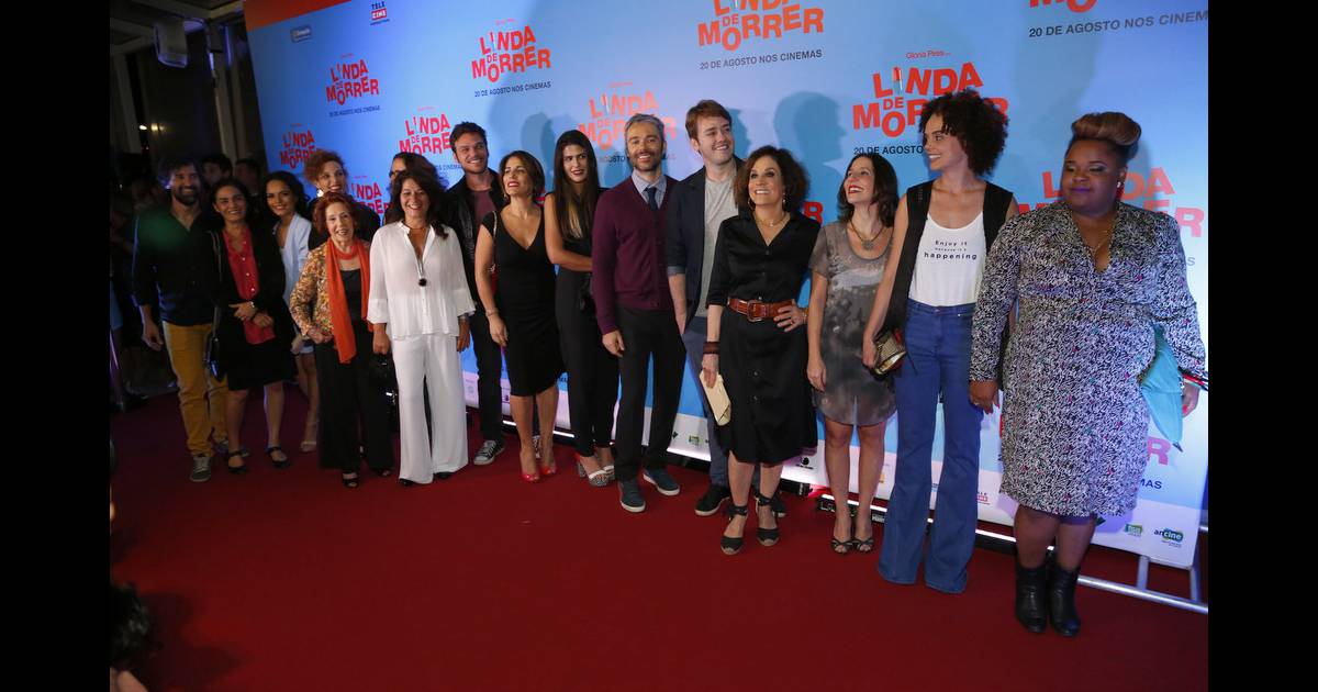 Gloria Pires, Antonia Morais e o elenco do filme 'Linda de ...