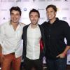 Anderson Di Rizzi, Rodrigo Pandolfo e Fábio Porchat posam juntos na pré-estreia de 'O Concurso'
