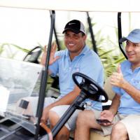 Ronaldo Fenômeno participa de torneio de golfe beneficente