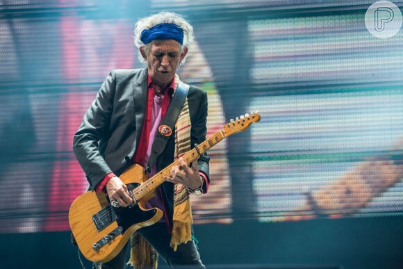 O guitarrista do The Rolling Stones, Keith Richards, tem as mãos avaliadas em R$ 3 milhões