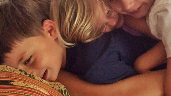 Gisele Bündchen parabeniza primogênito de Tom Brady no Instagram: 'Te amamos'