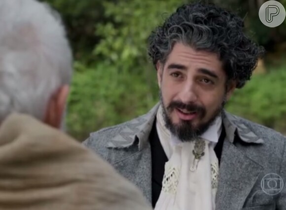 Ariel (Michel Melamed) salva Bernardo (Felipe Camargo) e é repreendido por ser Mestre (Othon Bastos), na novela 'Além do Tempo'