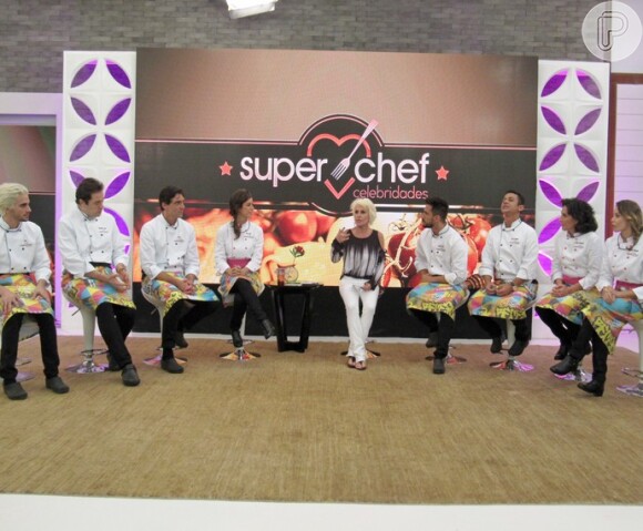 O 'Super Chef Celebridades' é uma competição culinária comandada por Ana Maria Braga, no 'Mais Você', e reúne diversos famosos