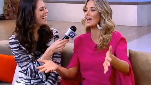Ticiane Pinheiro lembra beijo técnico em teste para a TV: 'Não parava de beijar'