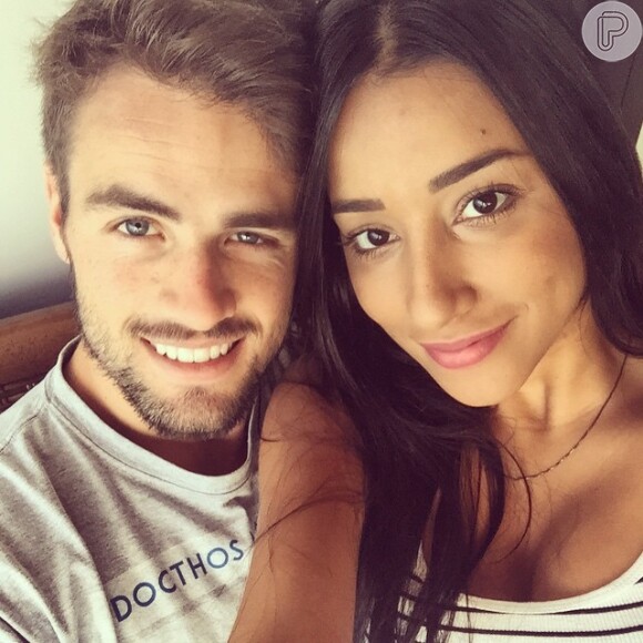Talita e Rafael, ex-participantes do 'BBB15', anunciaram fim do namoro, neste sábado, 29 de agosto de 2015