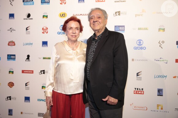 O produtor de cinema Luiz Carlos Barreto e a mulher, Lucy Barreto