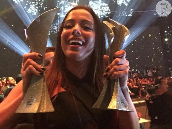 A cantora venceu as categorias de "Melhor Música" e "Melhor Show" no Prêmio Multishow, que aconteceu na terça-feira, 1º de setembro de 2015
