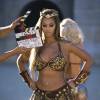 Em 2002, Beyoncé gravava um comercial da Pepsi com a participação de Britney Spears e da cantora Pink