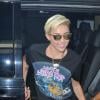 Miley Cyrus promove seu novo álbum em uma rádio de Londres