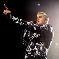 Após Morrissey falar em 'sacrifício da turnê', produtora mantém shows no Brasil