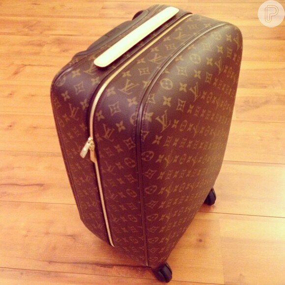 Preta Gil comprou esta mala de R$ 9.050,00 e se deu de presente de aniversário