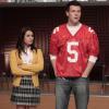 Cory Monteith e Lea Michele eram par romântico em 'Glee'.  O personagem dele morrerá na série, assim como na vida real