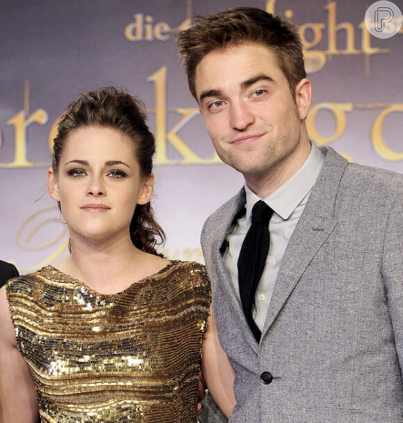 De acordo com site 'X17', Kristen Stewart e Robert Pattinson voltaram a namorar