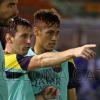 Messi dá vários toques a Neymar nos treinos