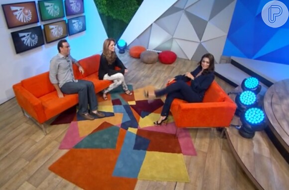 Juliana Paes  com Tadeu Schmidt e Poliana Abritta no 'Fantástico' desse domingo, 8 de novembro de 2015