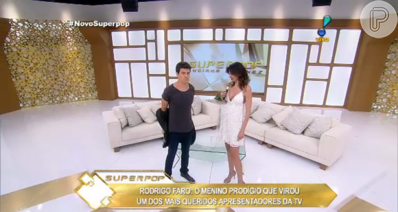 Rodrigo Faro tirou a roupa, para mostrar o físico, no 'Superpop' com Luciana Gimenez