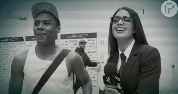 Aline Riscado vira repórter do 'CQC' por um dia e entrevista jogadores e torcida do Corinthians