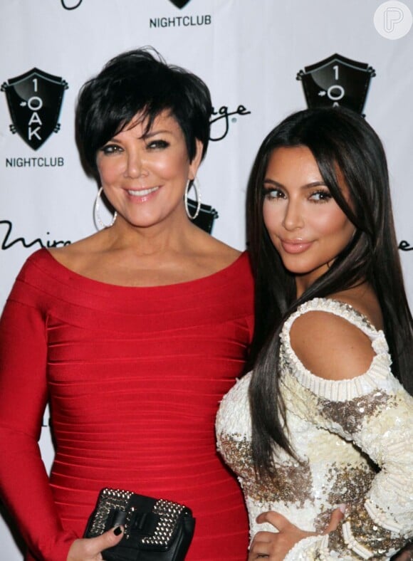 A primeira vez que Kim Kardashian apareceu na mídia após o parto foi no programa da mãe