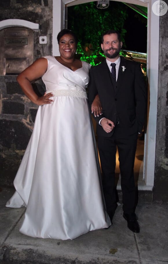 Cacau Protásio se casou com o fotógrafo Janderson Pires, depois de três anos de namoro, em 24 de julho de 2015, na casa de festas Espaço Boa Vista, na Zona Norte do Rio de Janeiro. A atriz usou um vestido da loja de sua mãe, a Bem-Vestidas