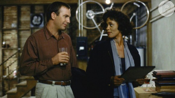 Whitney Houston viveu um alter-ego no filme 'O Guarda-Costas', ao lado de Kevin Costner